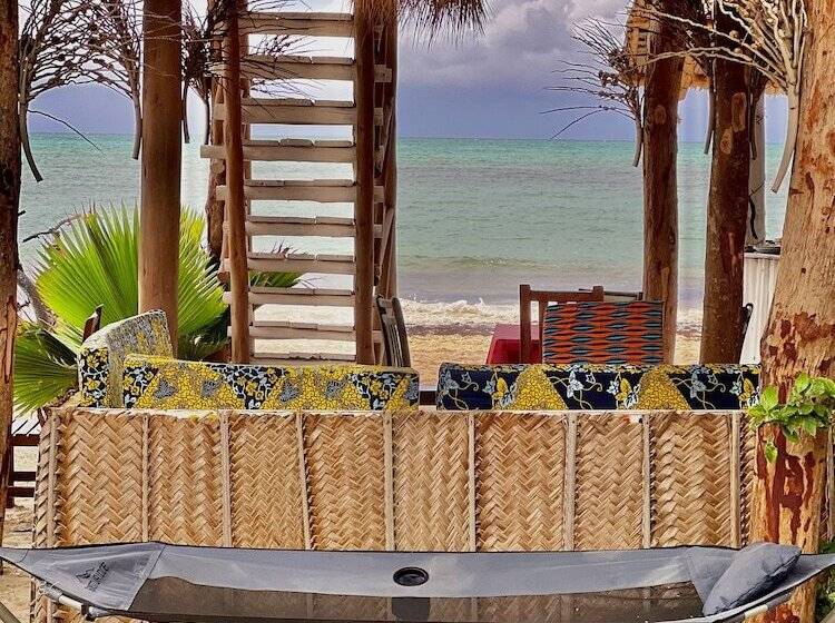 Курорт Jambiani White Sands Bungalows