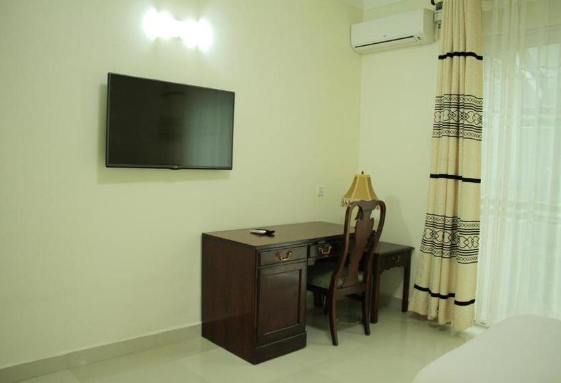 Shangri La Hotel Muyenga