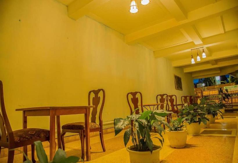 Shangri La Hotel Muyenga