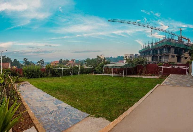 Shangri La Hotel Muyenga