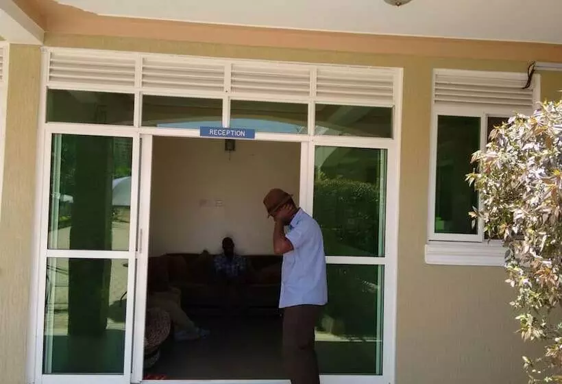 United Motel Entebbe