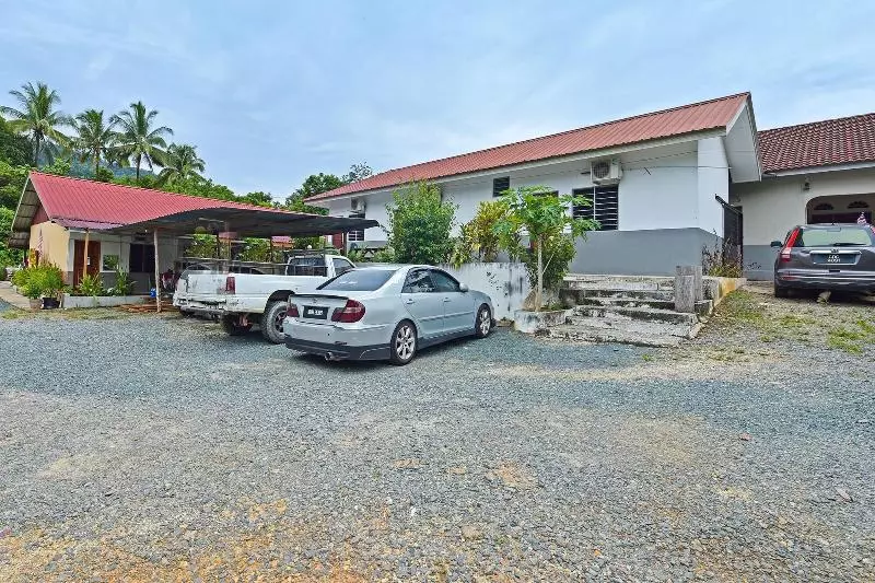 Oyo 90618 D'tahan Motel Taman Negara