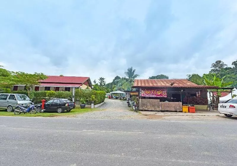 Oyo 90618 D'tahan Motel Taman Negara