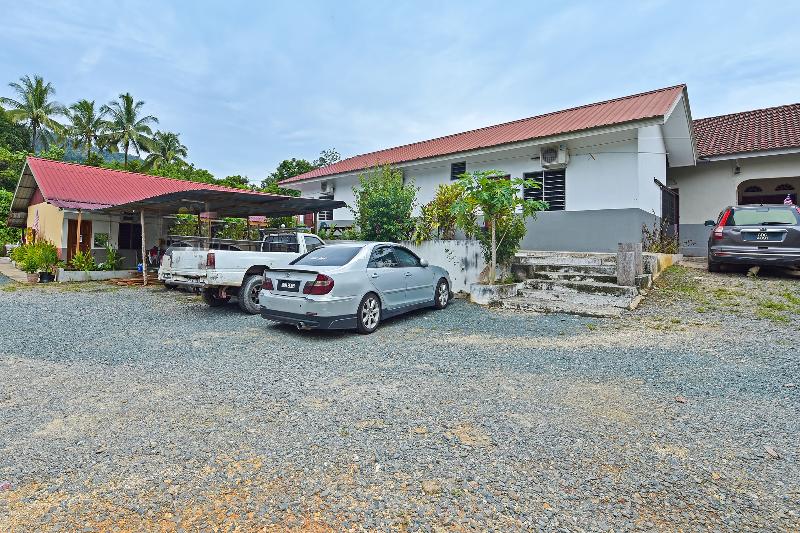 Oyo 90618 D'tahan Motel Taman Negara