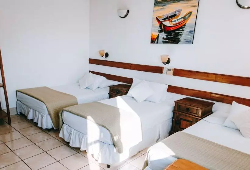 هتل Casa Amelia