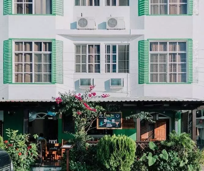 هتل Casa Amelia