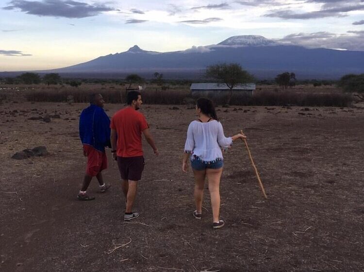 酒店 We4kenya Guesthouses And Farm