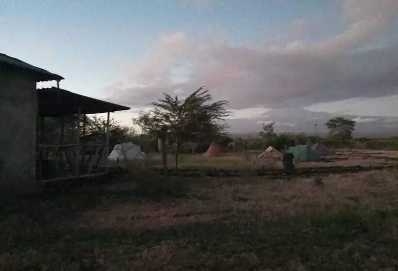 هتل We4kenya Guesthouses And Farm