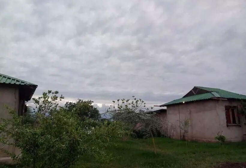 هتل We4kenya Guesthouses And Farm