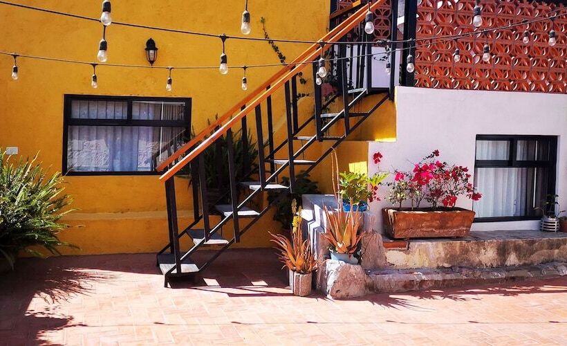 Santa Josefita Bed & Breakfast
