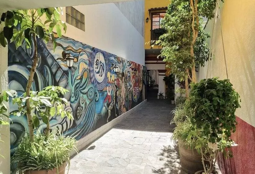 Santa Josefita Bed & Breakfast