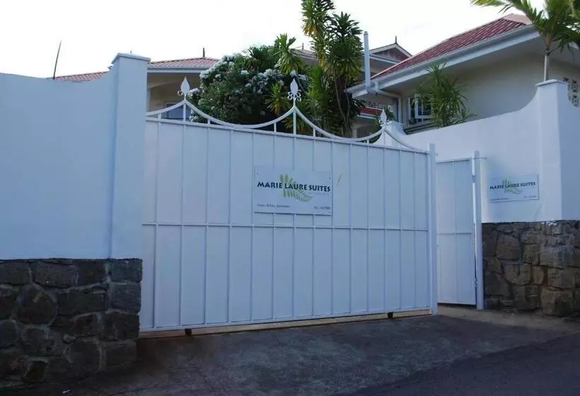 هتل Marie Laure Suites