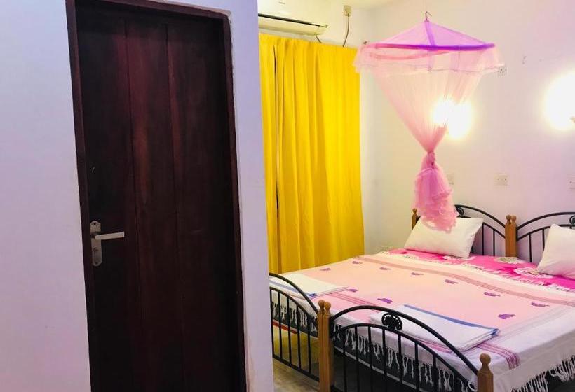 Hostel Kandy Lake Heaven