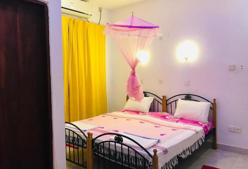 Hostel Kandy Lake Heaven