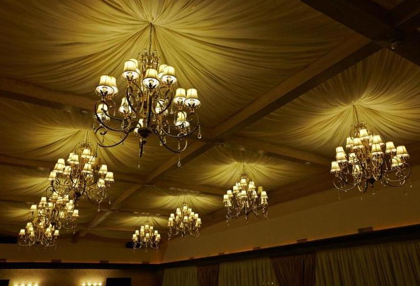 مبيت وإفطار Charivna Taistra