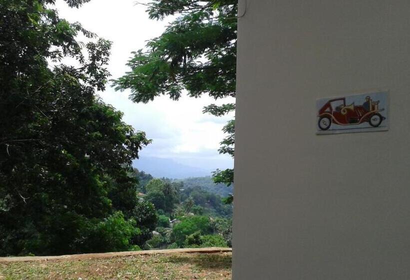 צימר The Buena Vista Kandy