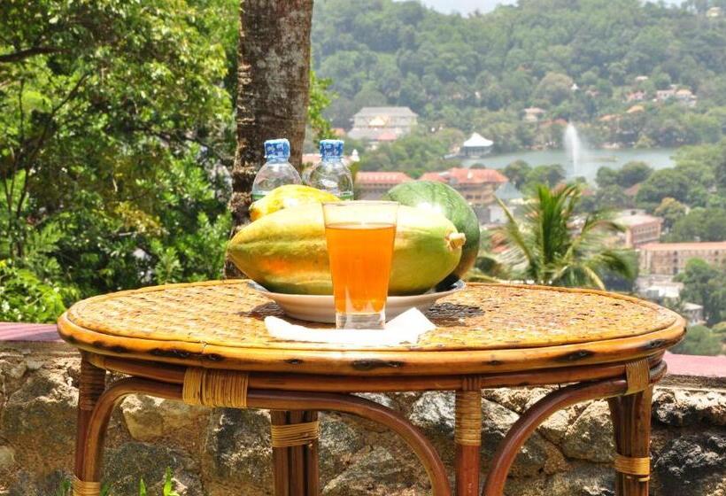 צימר The Buena Vista Kandy