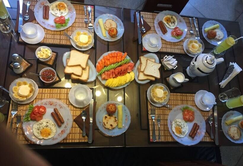 مبيت وإفطار Villa Dominikku