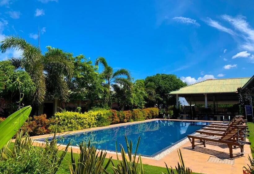 בית מלון כפרי Atara Lagoon Kalpitiya