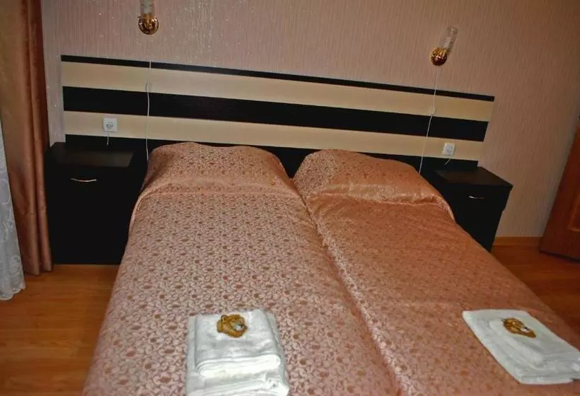 Hotel Elegia