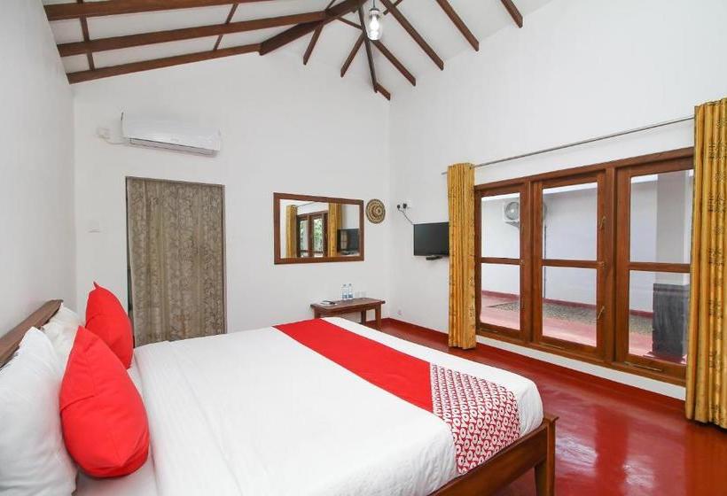 בית מלון כפרי Atara Lagoon Kalpitiya