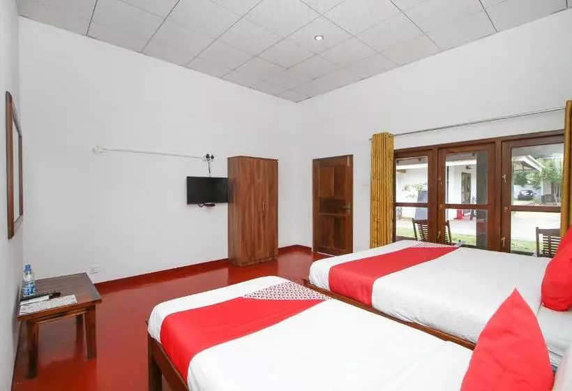 هتل Atara Lagoon Kalpitiya