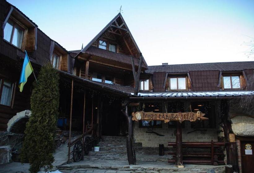 هتل Muzey Sadyba Grazhda