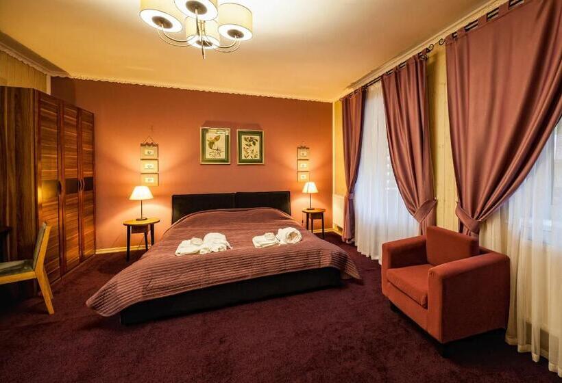 فندق Olga Deluxe