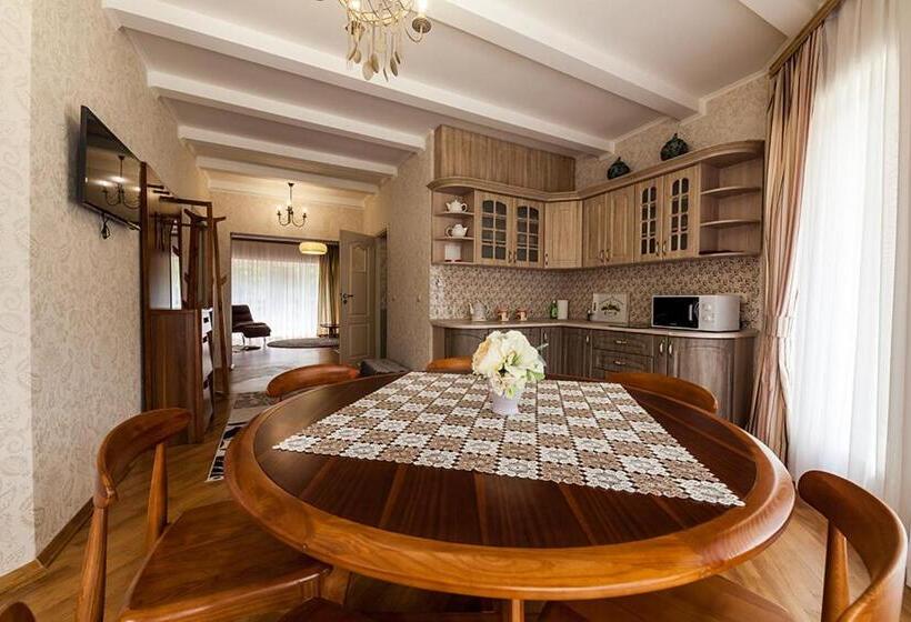 فندق Olga Deluxe