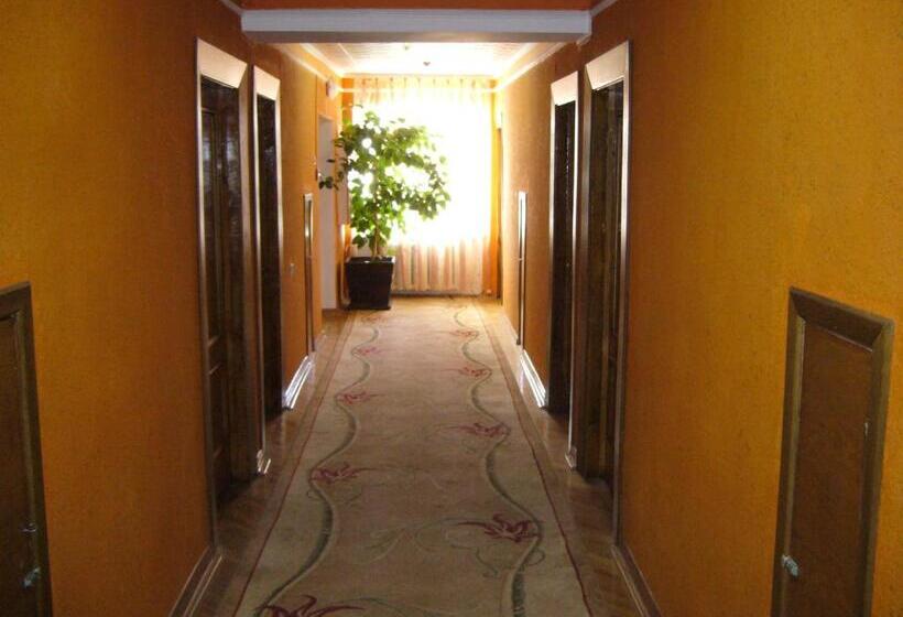 Hotell Profspilkovyi