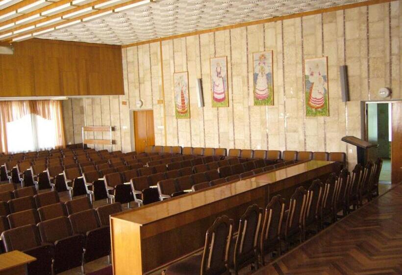 Hotell Profspilkovyi