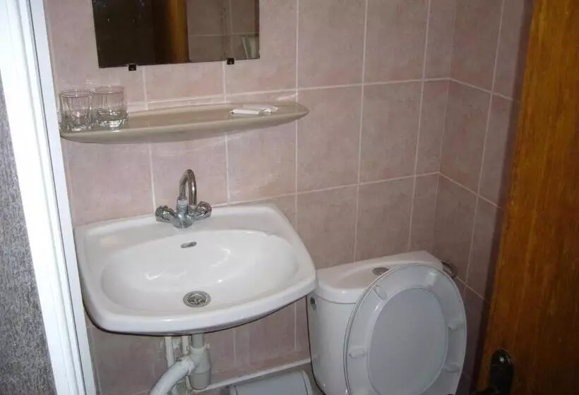 Hotel Profspilkovyi