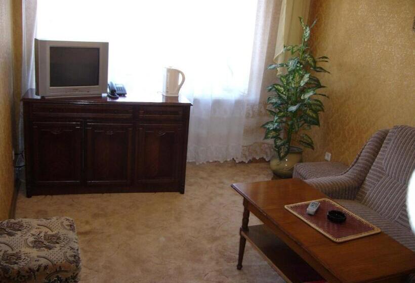 Hotell Profspilkovyi