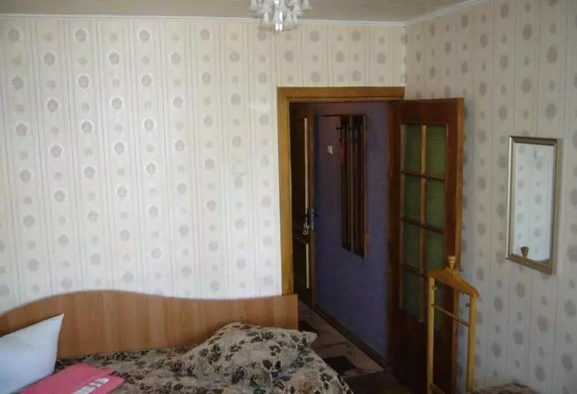 Hotel Profspilkovyi