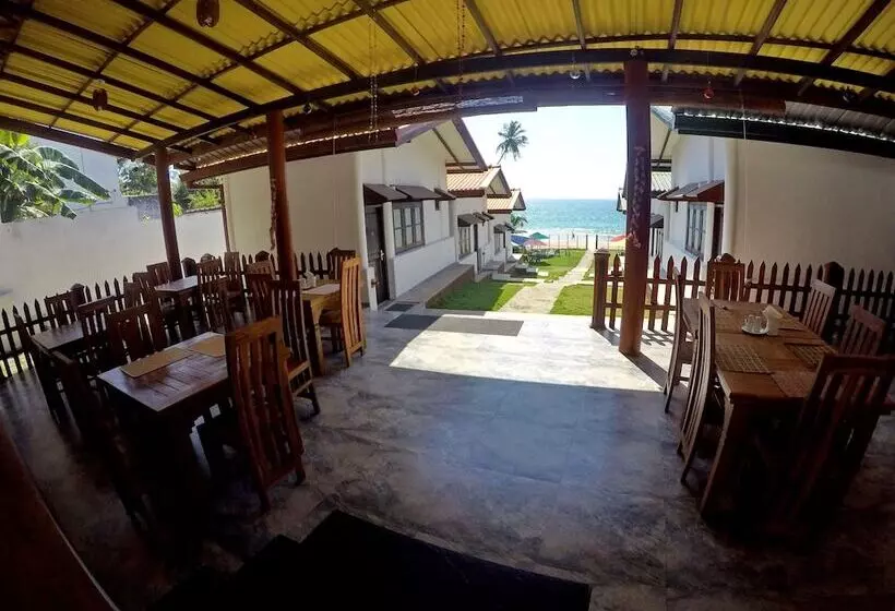 ホテル Ramon Beach Resort
