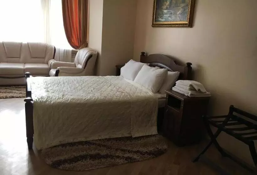 Hotel Red Stone