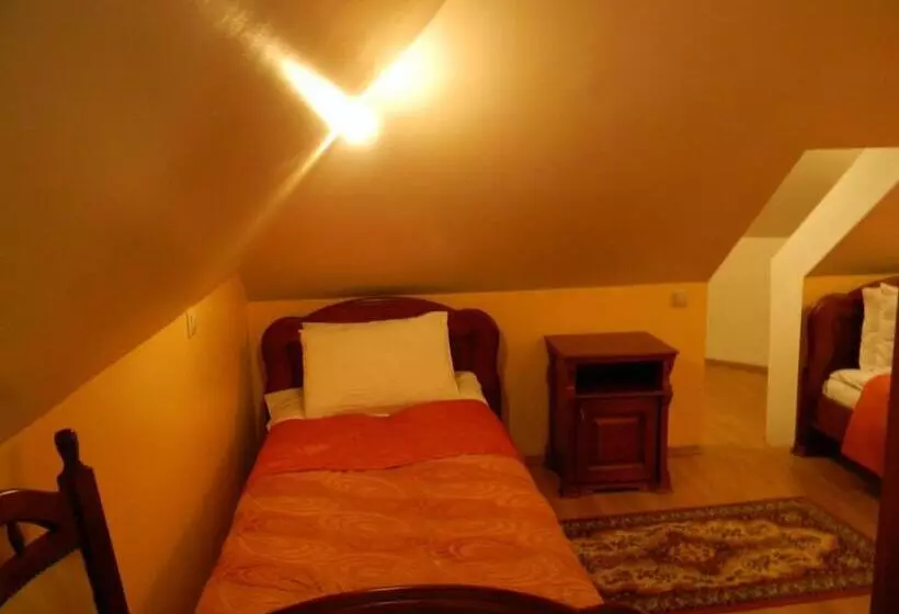 Hotel Red Stone
