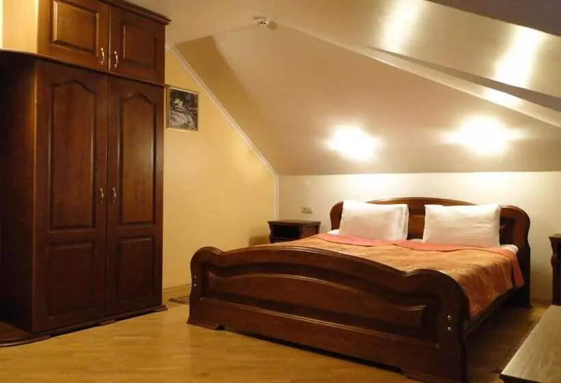 Hotel Red Stone