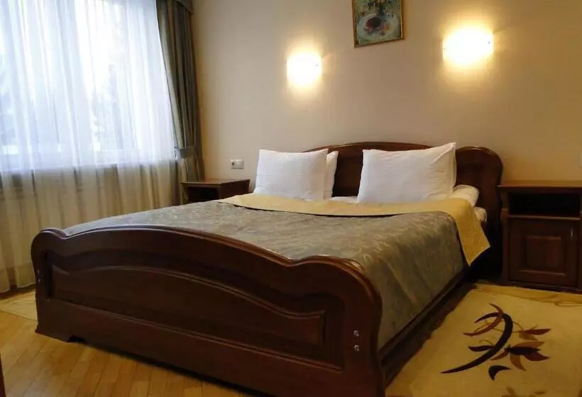 Hotel Red Stone