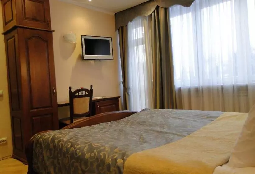 Hotel Red Stone