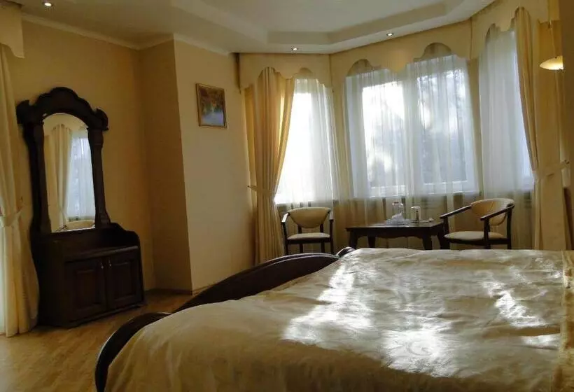Hotel Red Stone