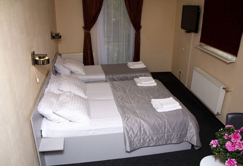 Kizhi Art Hotel Kharkiv