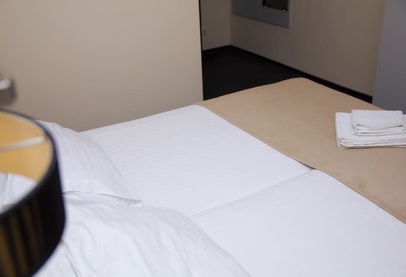 Kizhi Art Hotel Kharkiv