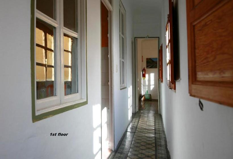 호스텔 Ananda's Mundo