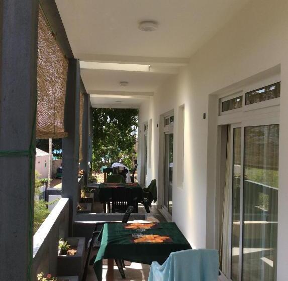 Bed and Breakfast Lemazone Inn