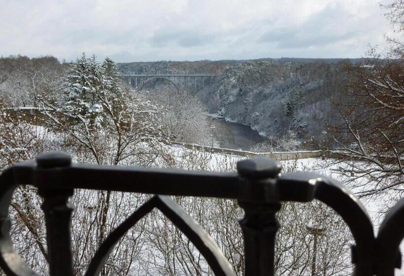 민박 Pštrossova Vila U Klášterní Zahrady