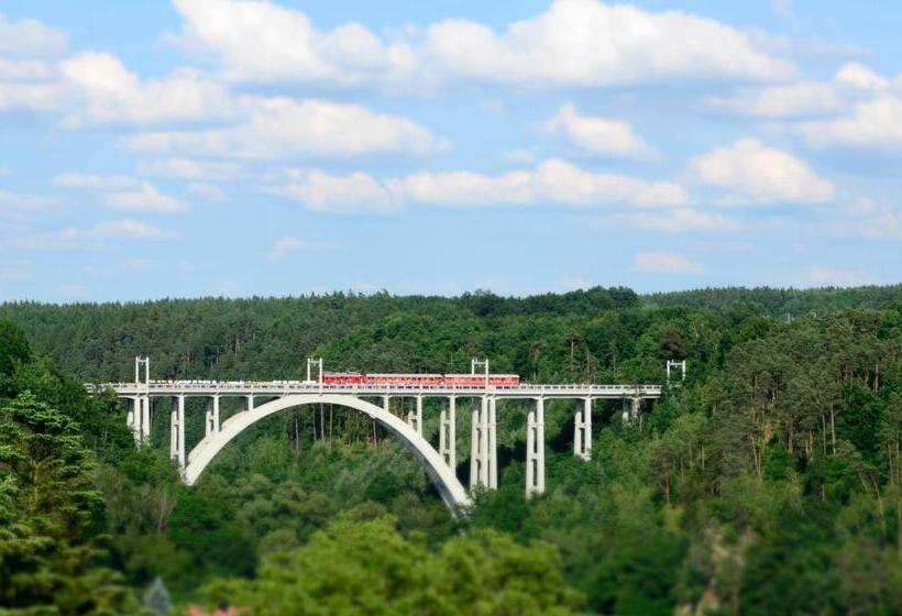 민박 Pštrossova Vila U Klášterní Zahrady