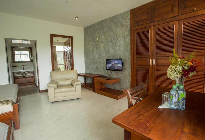 Bed and Breakfast Ravana Heights