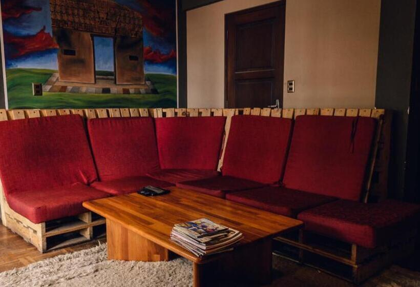 Hostel Running Chaski