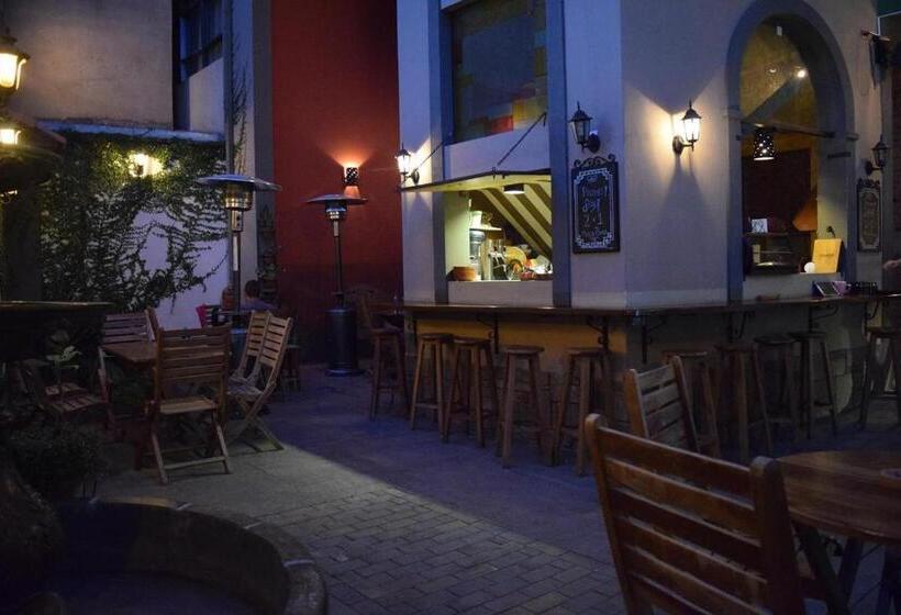 Hostel Running Chaski